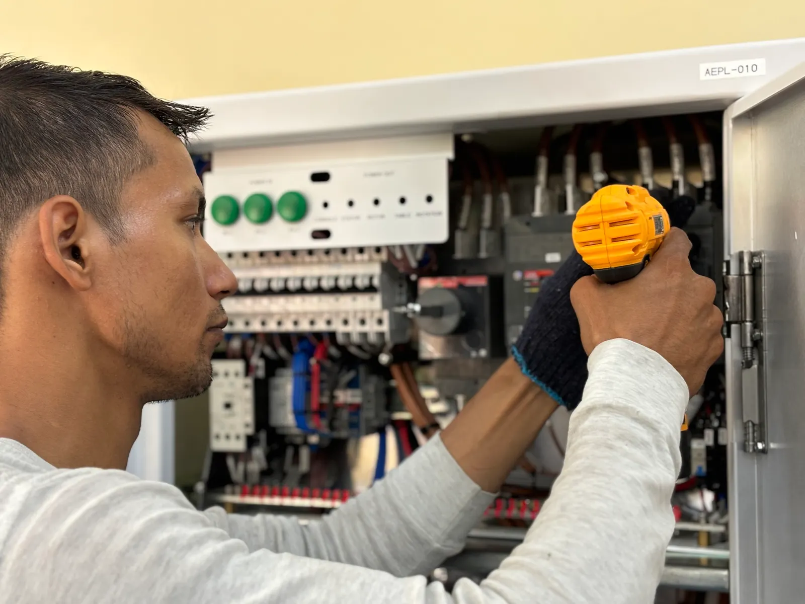 Professional electrical & home safety service